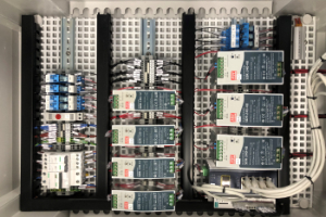 équipement - interieur d'un boitier électronique