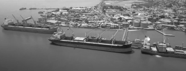 Vue du Port de Banjul - N&B